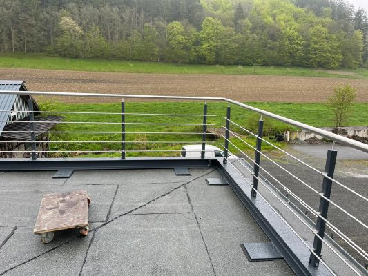 Balkongeländer und Treppengeländer für den Außenbereich in Schmallenberg